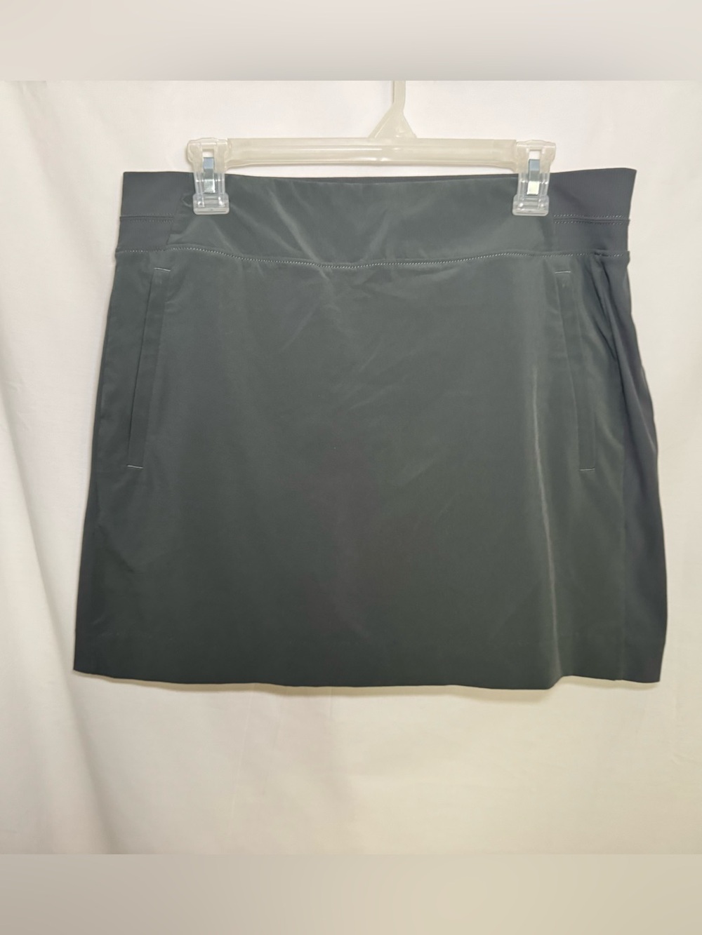 Athleta Brooklyn Skort Asphalt Dark Grey Size 12 Activewear Golf Zip Pockets